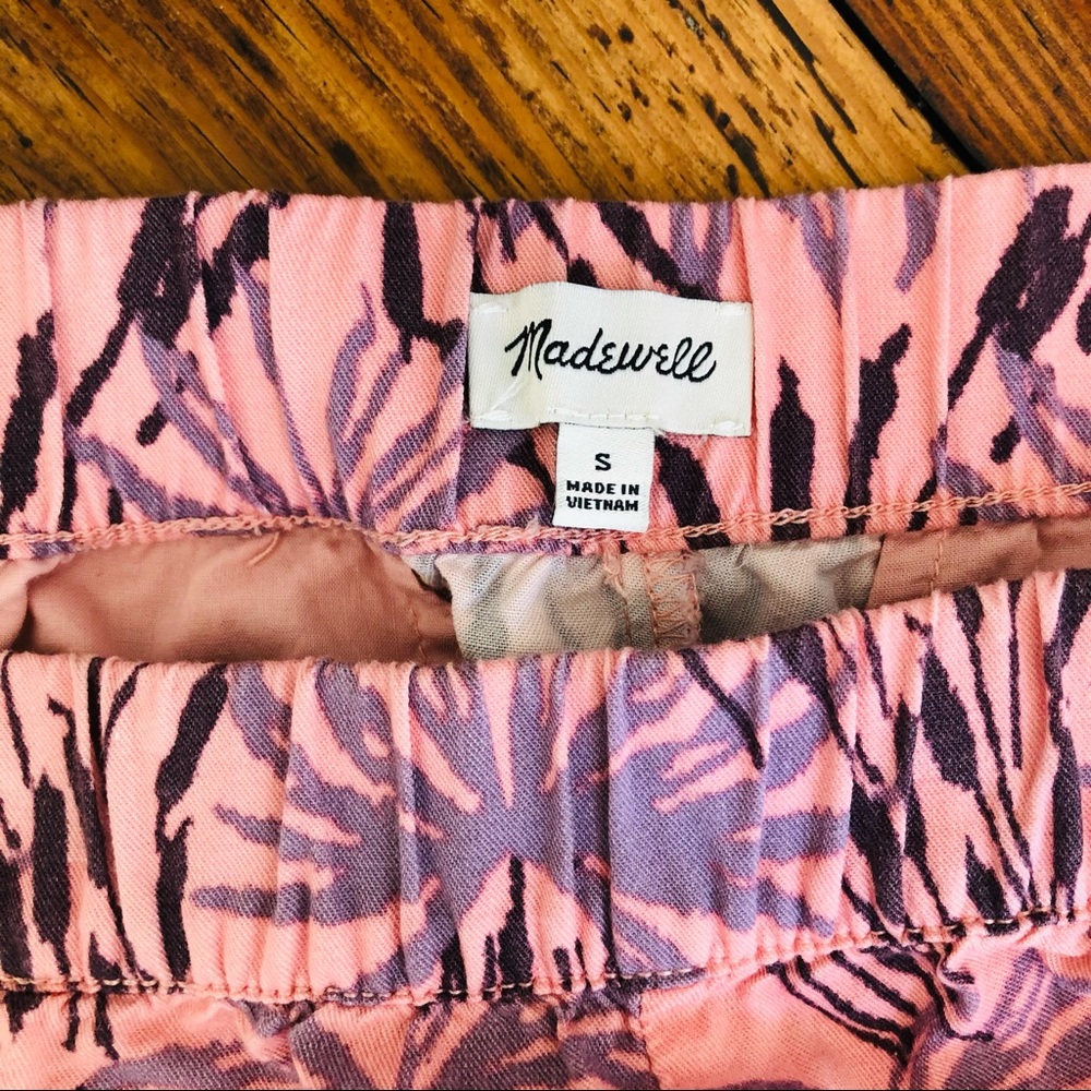 Madewell Pink & Purple Pull On Shorts in Oasis Palms Print - Picture 6 of 8